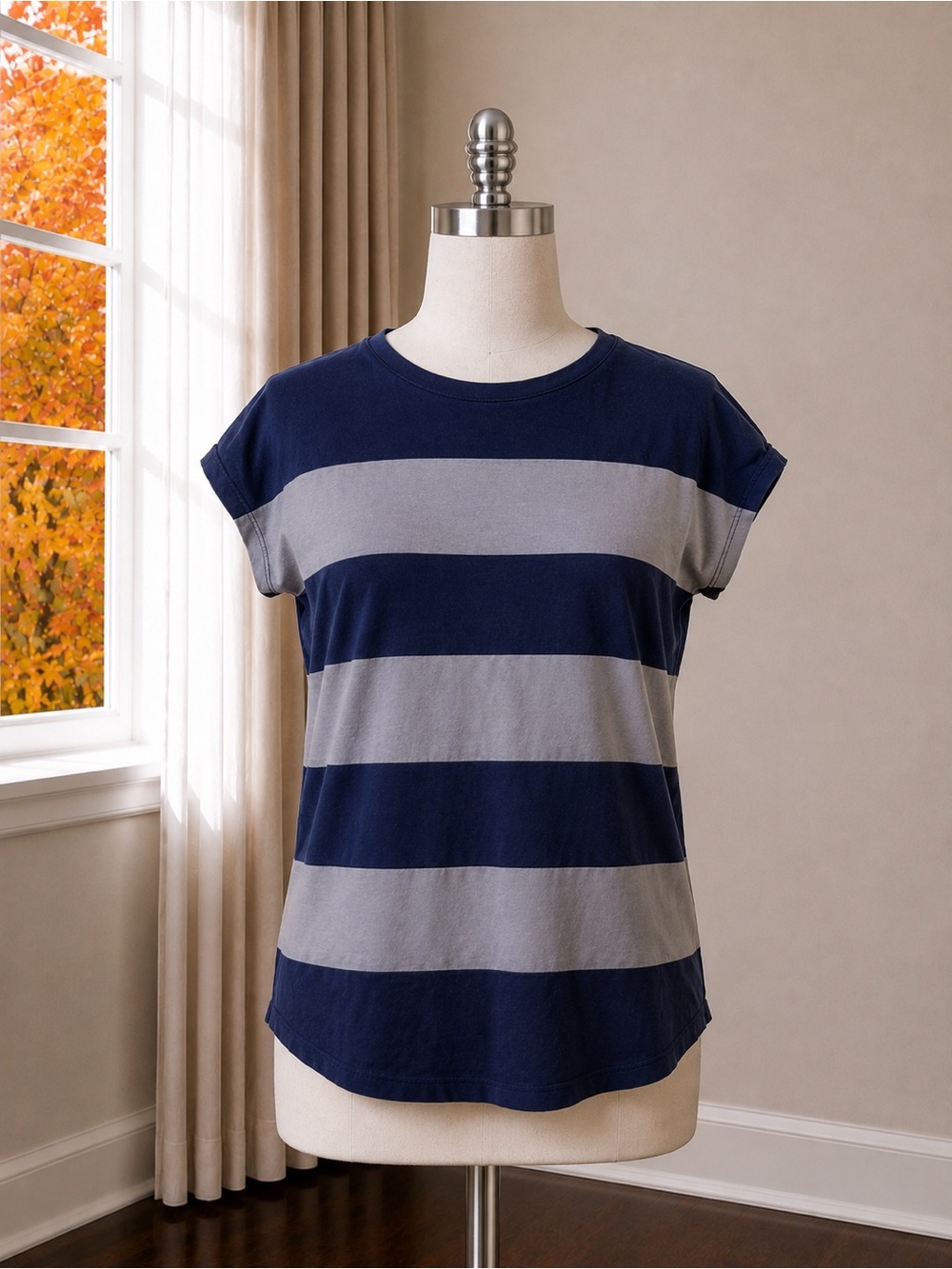 GAP Navy and Gray Wide-Stripe Short Sleeve Tee